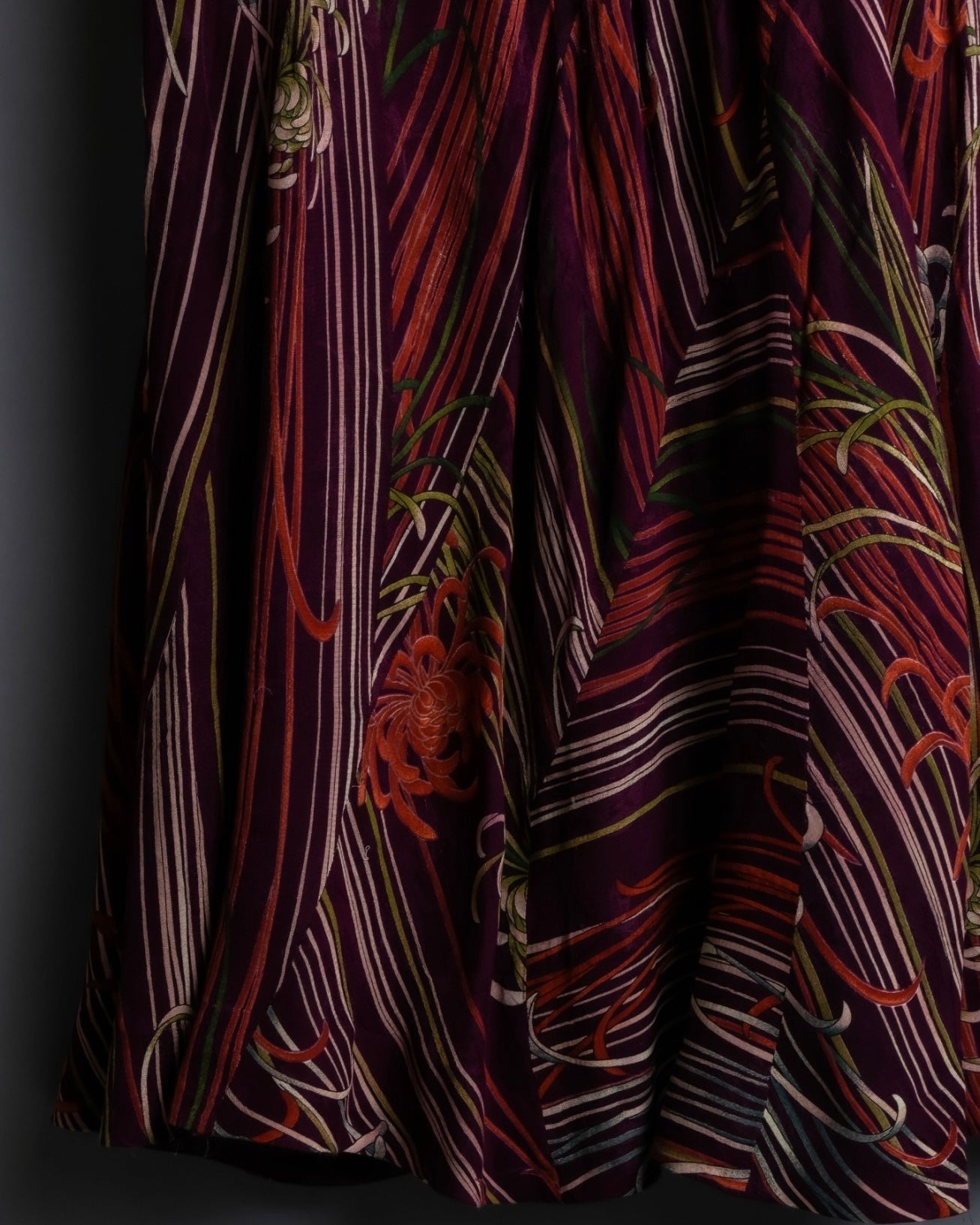 "KENZO" Art pattern skirt spider lily