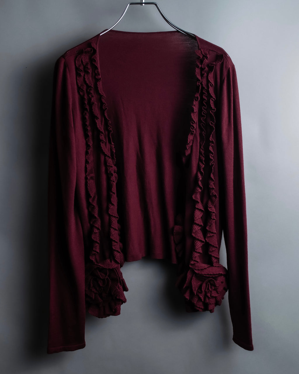 "VALENTINO" Virgin wool ruffled flower design cardigan
