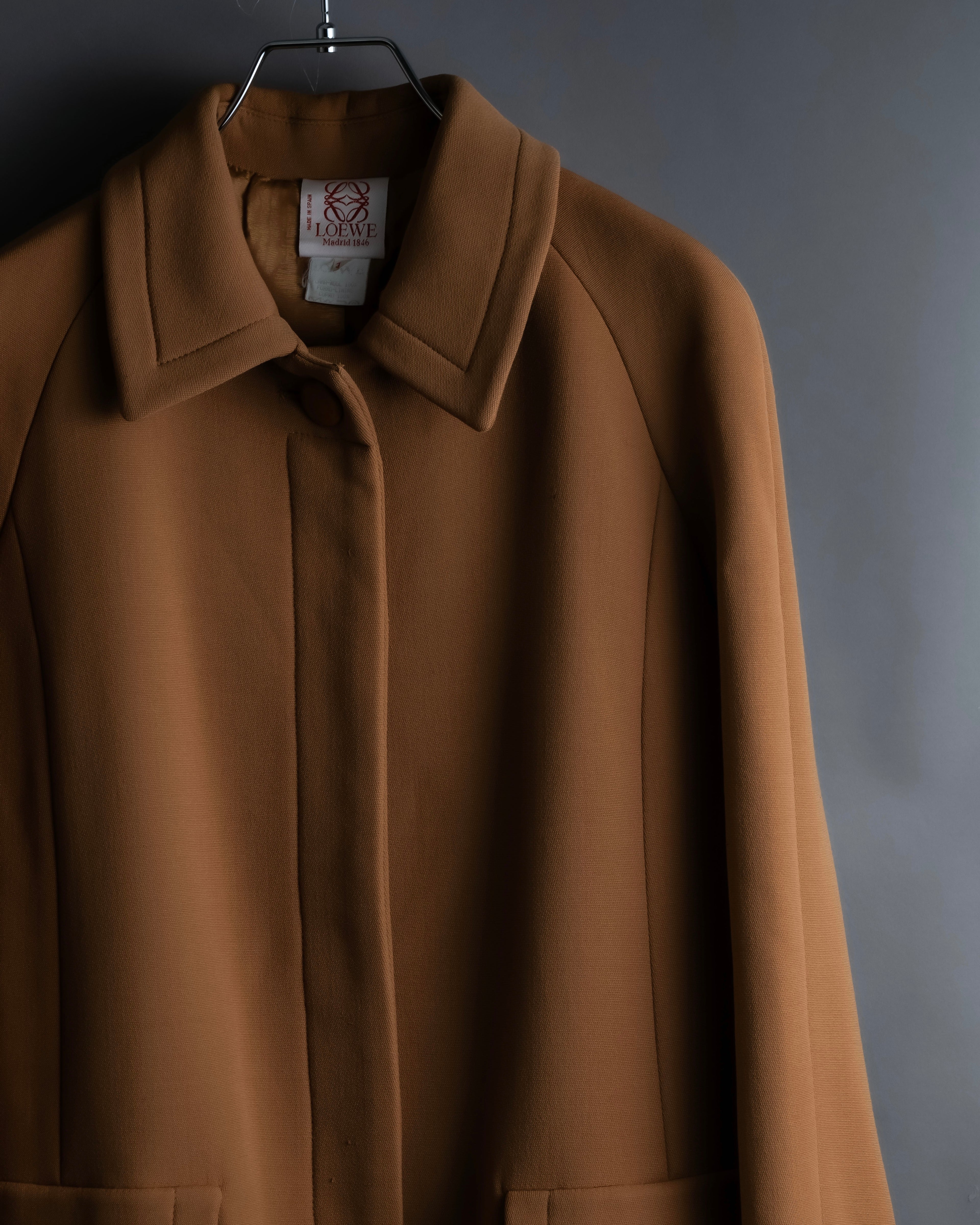 “LOEWE” beautiful cut raglan sleeve Lana wool 100% coat