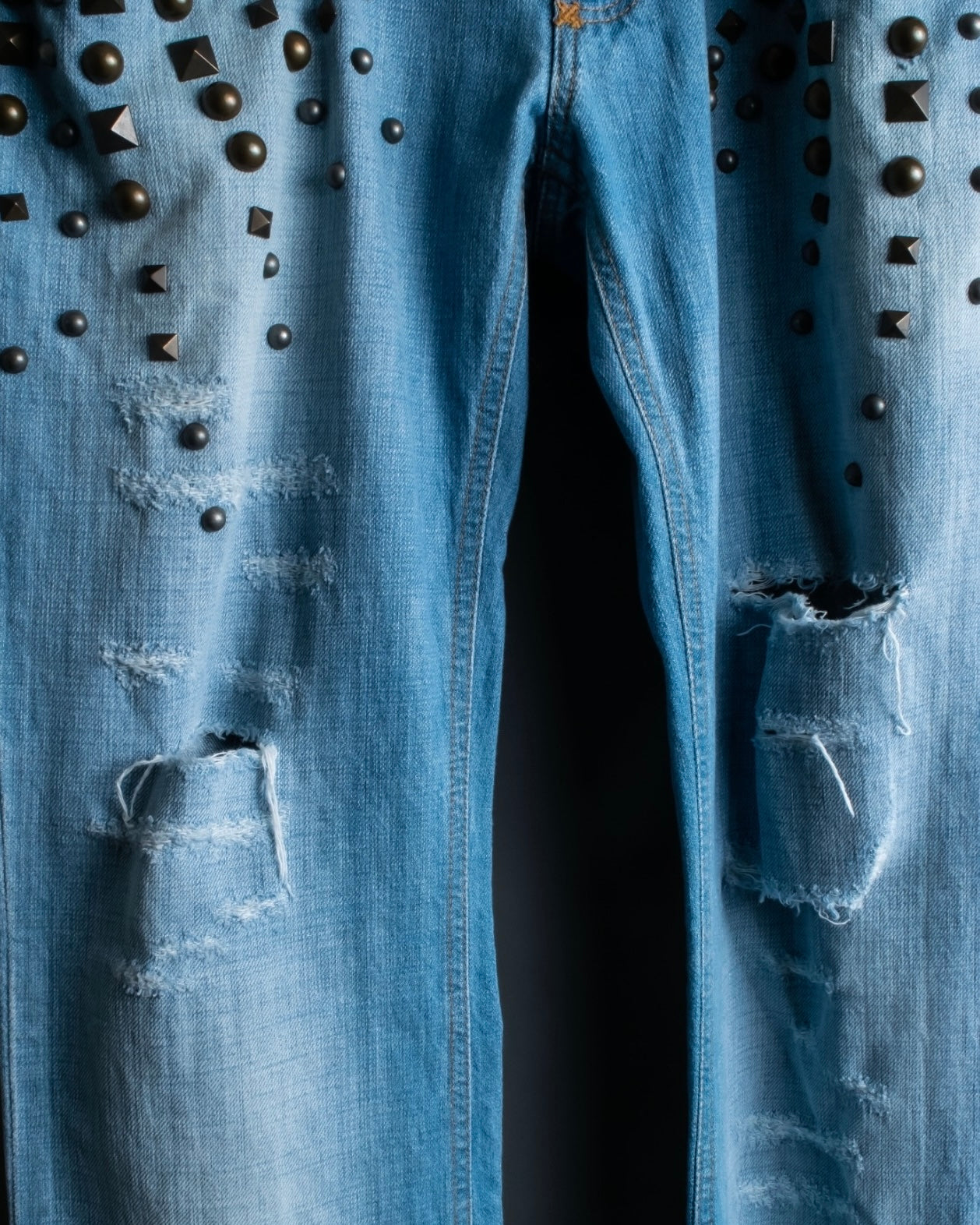 "DOLCE &amp; GABBANA" various studded distressed denim