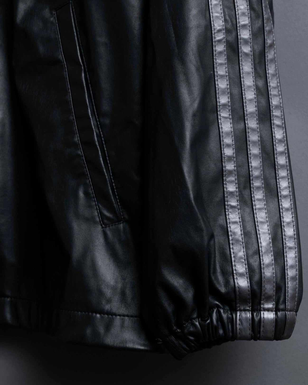 "adidas" Glossy dark black jersey setup