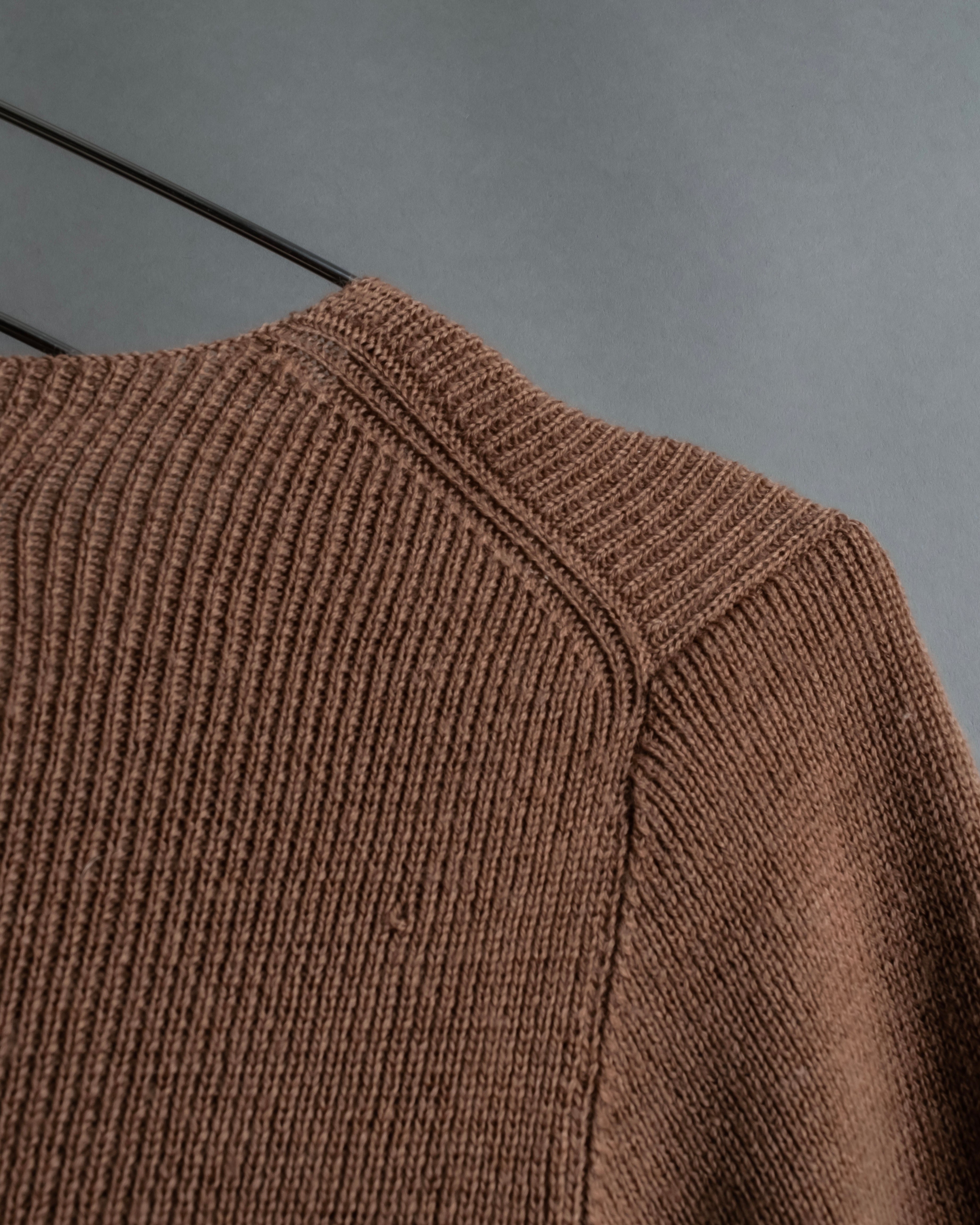 “Comme des garçons ” u-neck knit cardigan