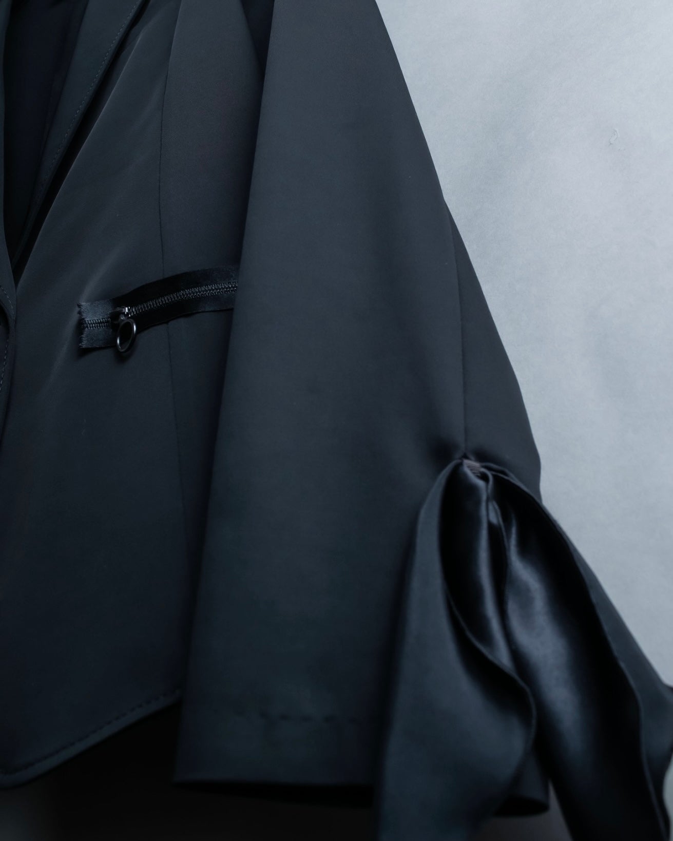 "LANVIN en Bleu" Tape-decorated tailored jacket