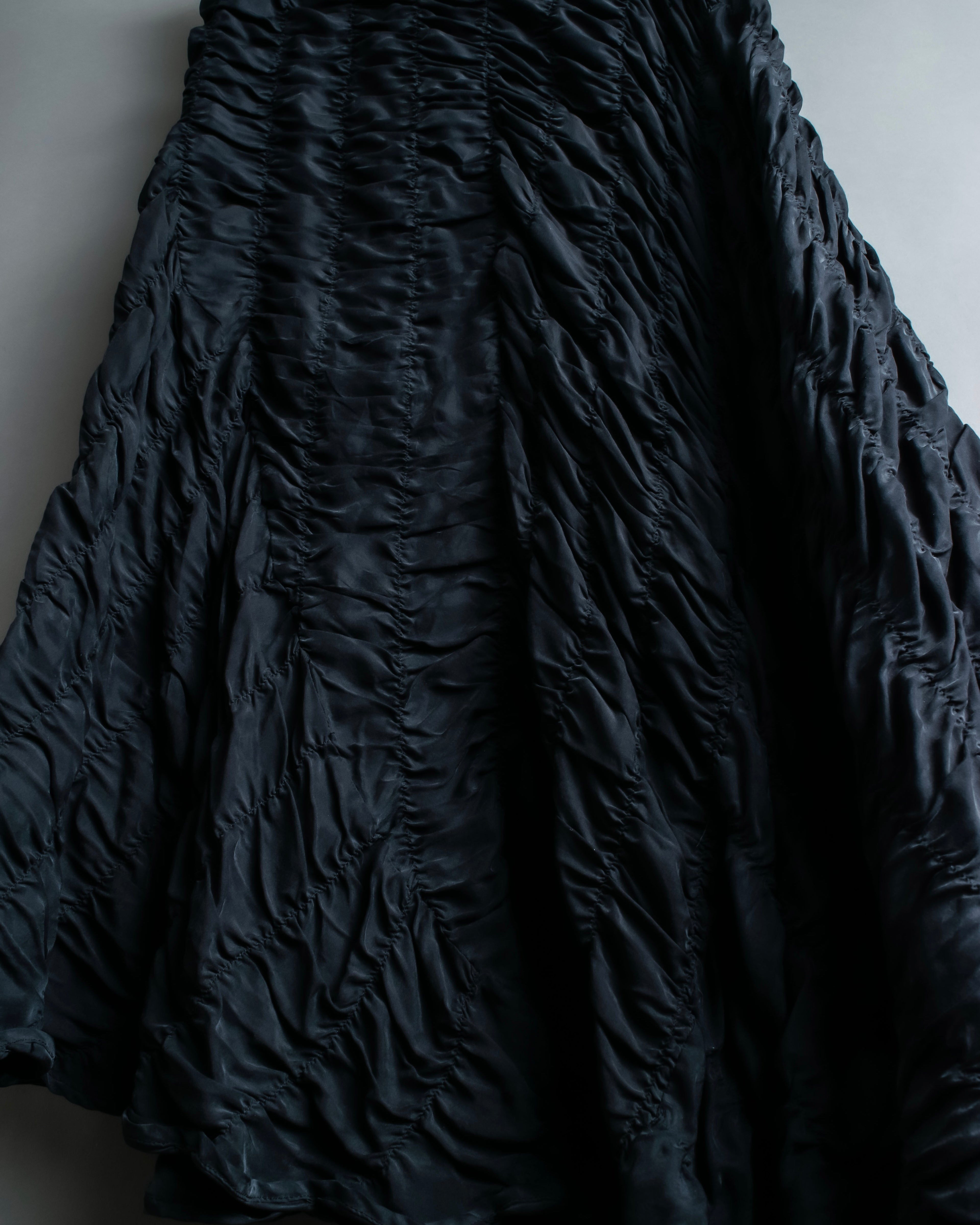 "DONNA KARAN" shrink-resistant designed skirt