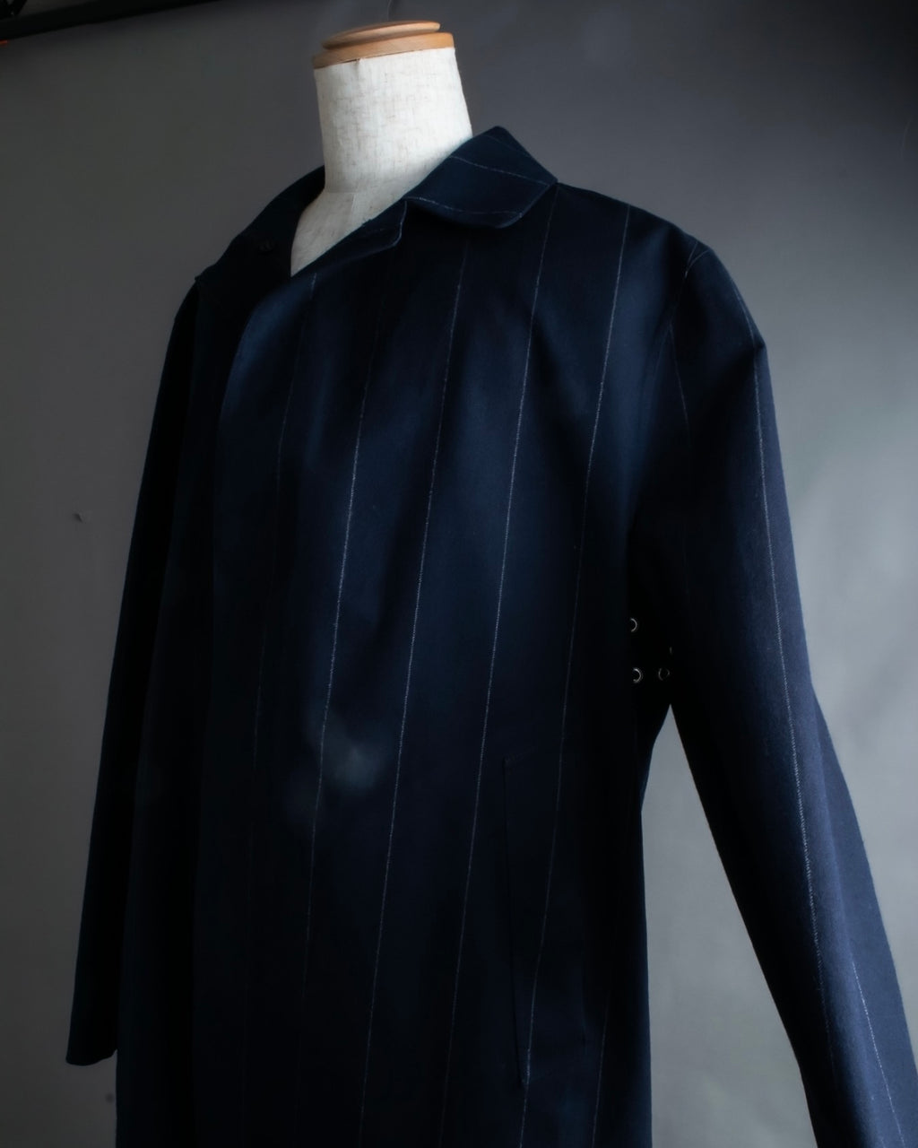 "MACKINTOSH" super oversized striped coat