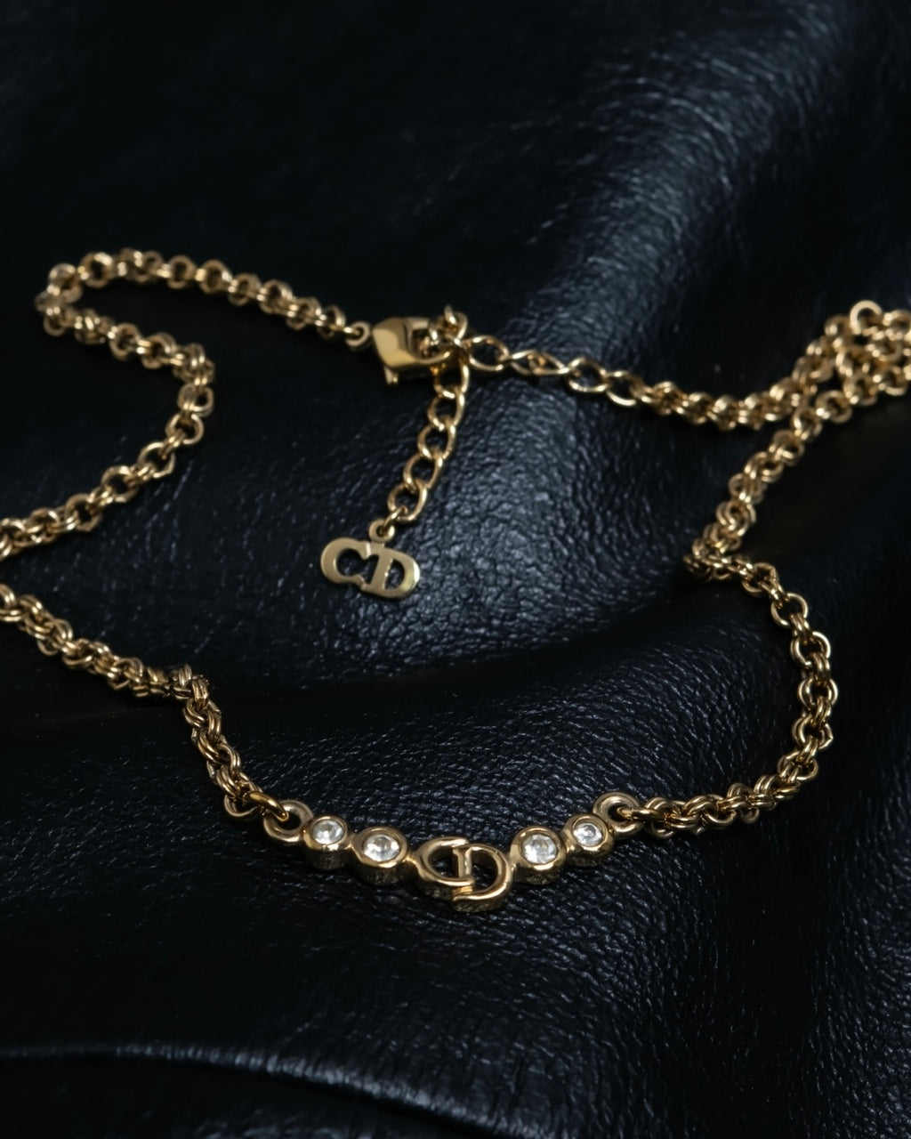 "Christian Dior" logo chain necklace