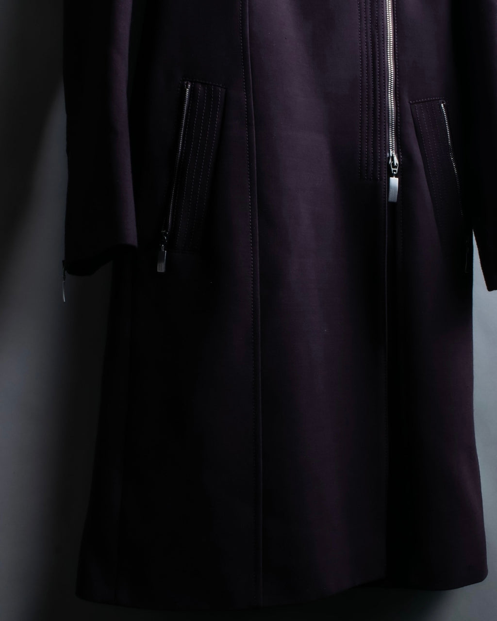 "GIANFRANCO FERRE white" riders design double zip coat