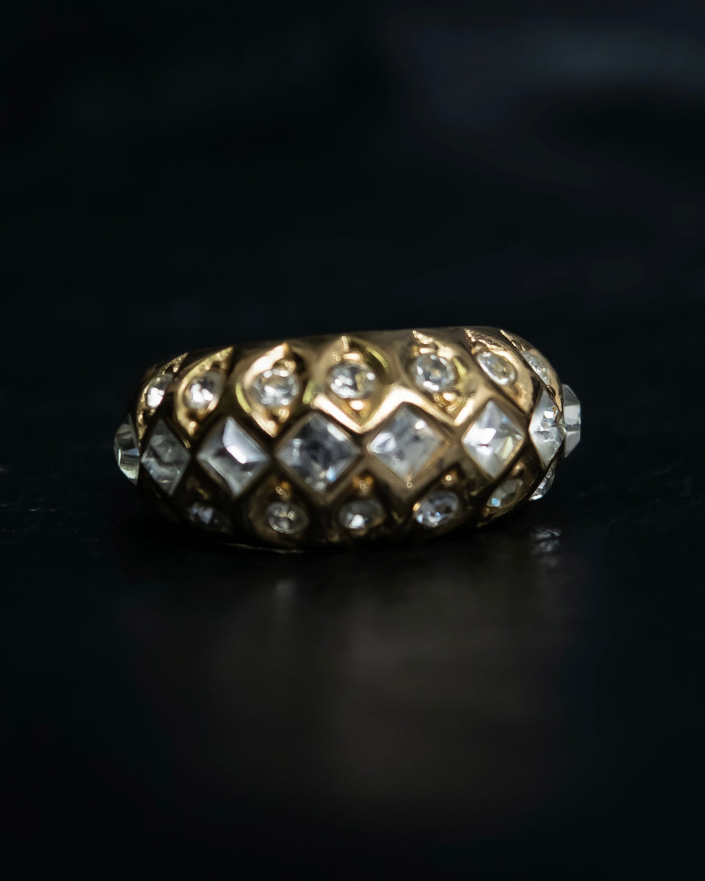 “Dior” mesh designed gold ring with crystal