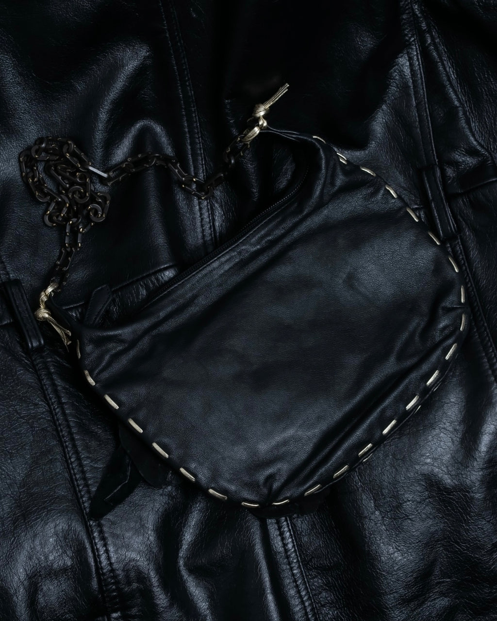 "VALENTINO GARAVANI" Flower accent chain leather bag
