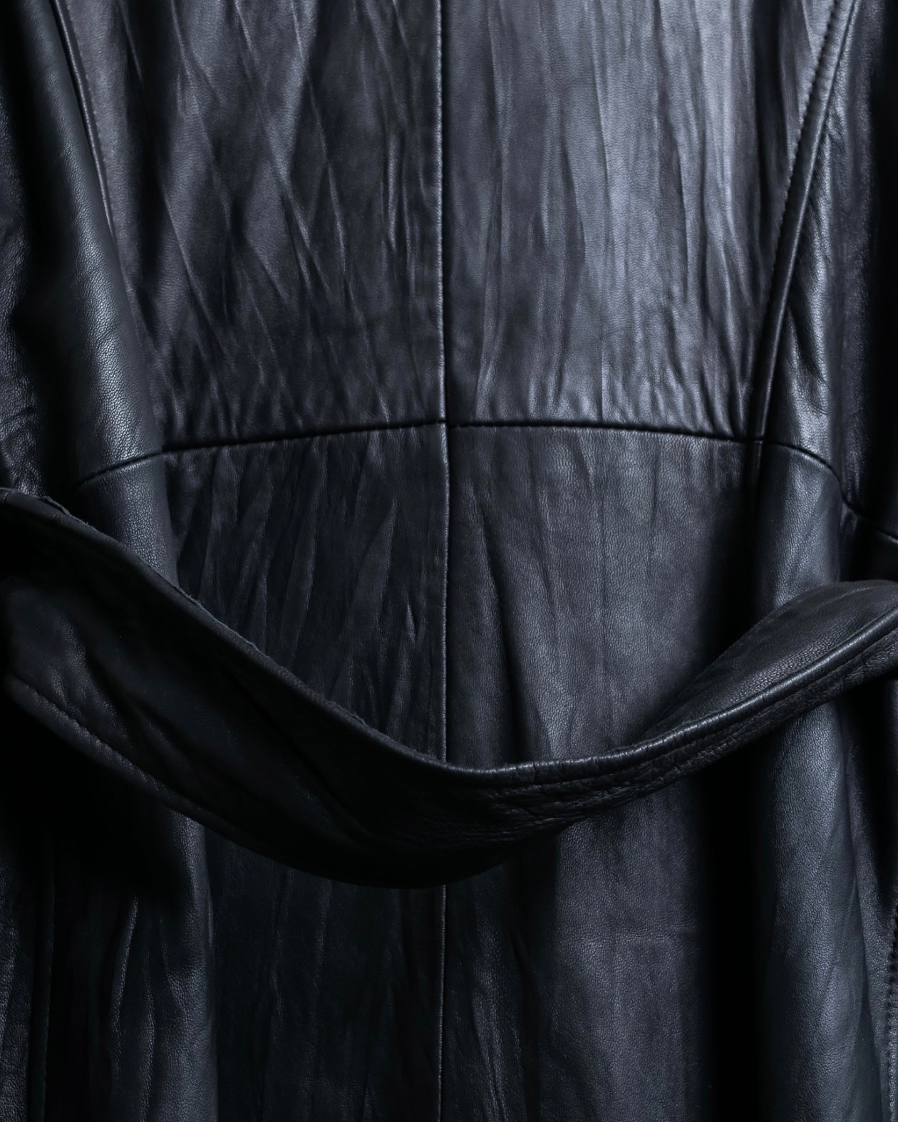 "PEAU D' ANÉ" wide lapel leather coat
