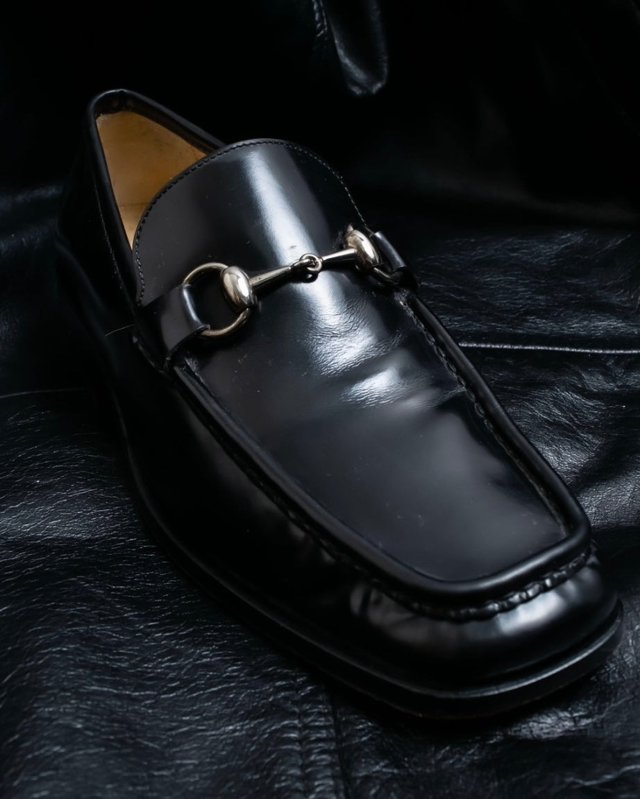 “GUCCI” square toe silver horsebit loafer