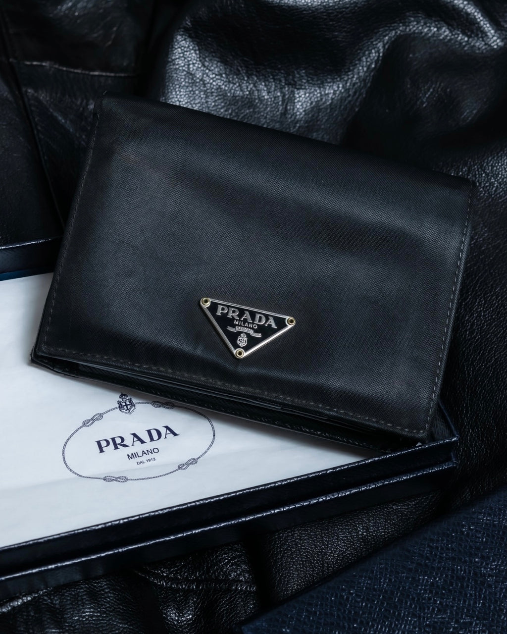"PRADA" Good condition compact wallet