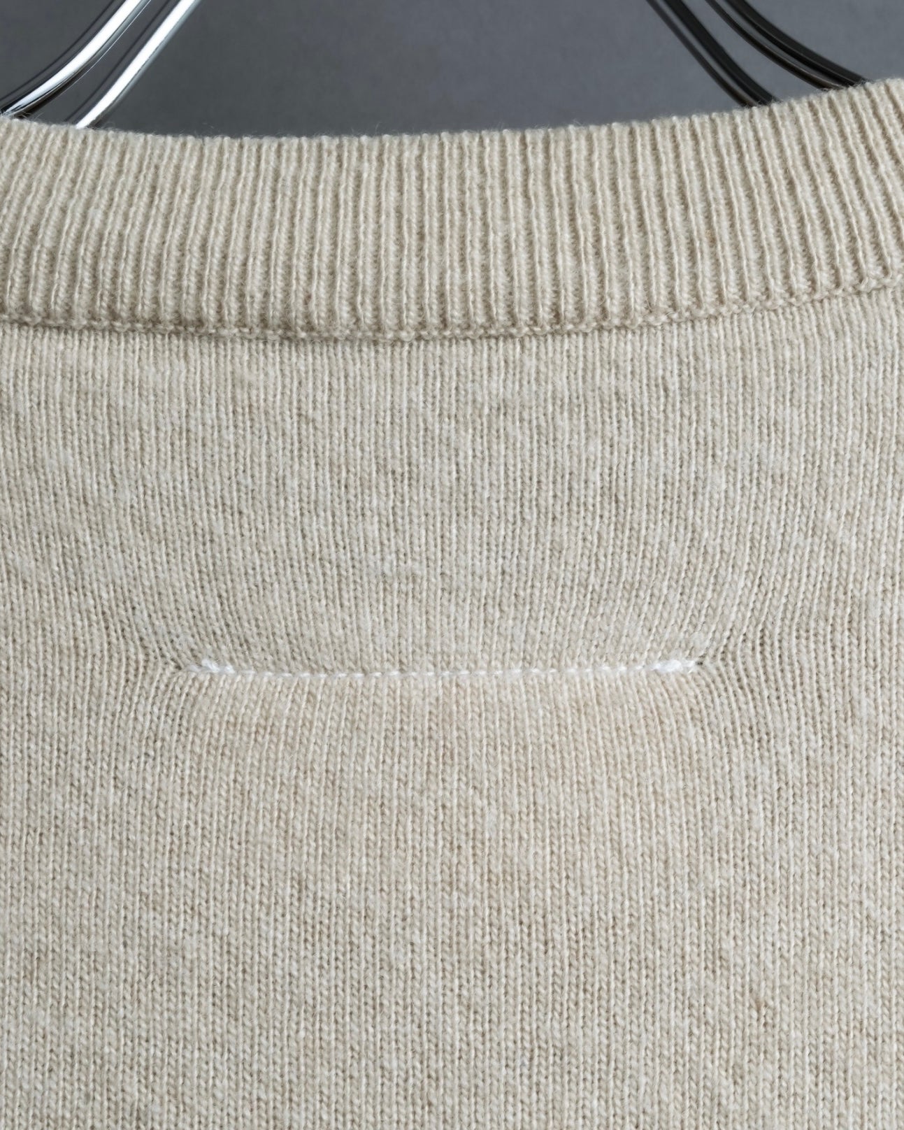 "MM6" Arm fringe design knit dress