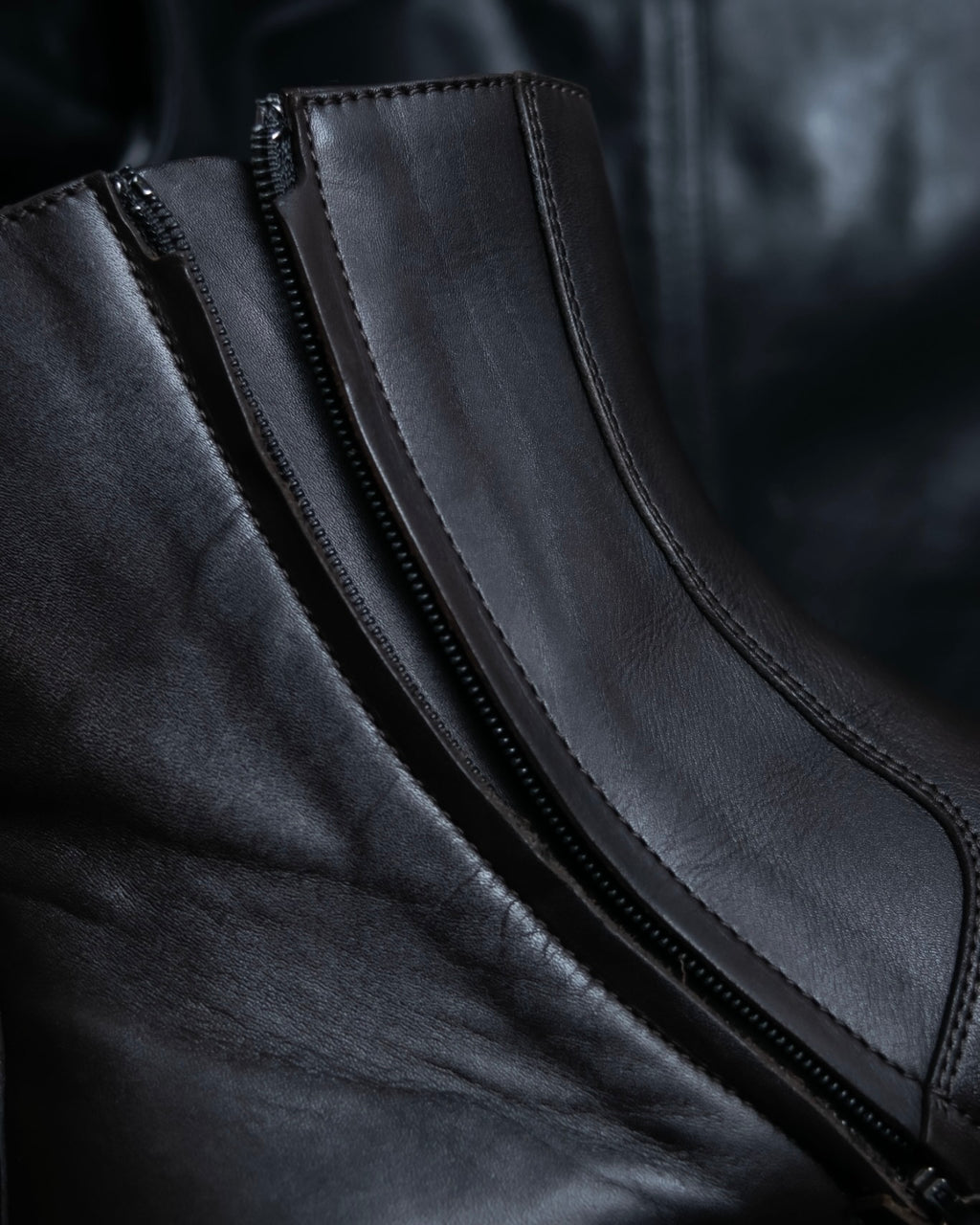 “BOTTEGA VENETA” round toe intrecciato leather boots