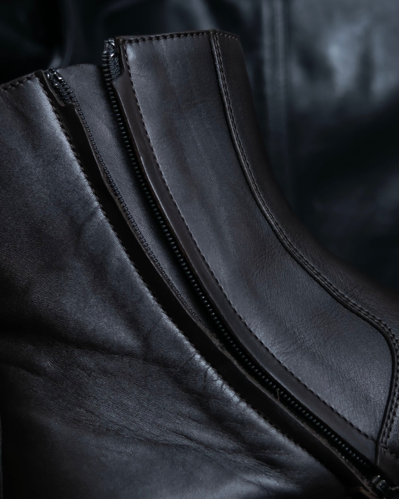 “BOTTEGA VENETA” round toe intrecciato leather boots