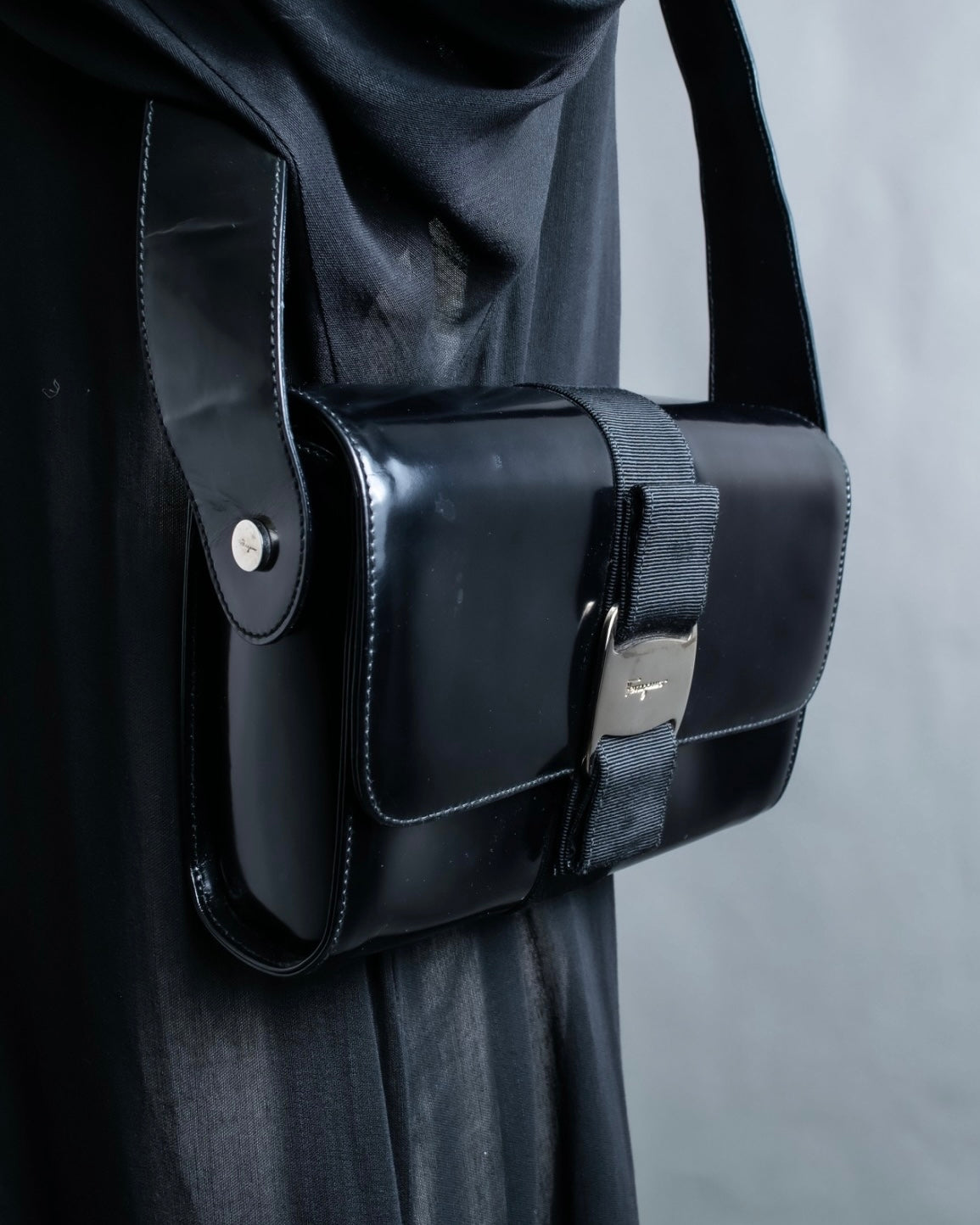 "Salvatore Ferragamo" enamel shoulder bag