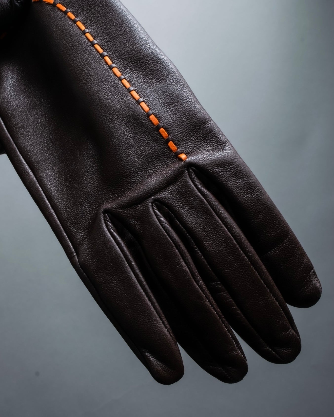 "Hermes" stitch design dark brown leather gloves