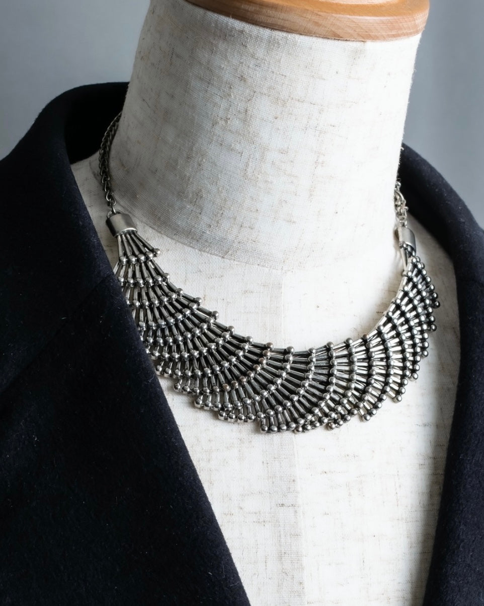 Vintagefolded iron necklace