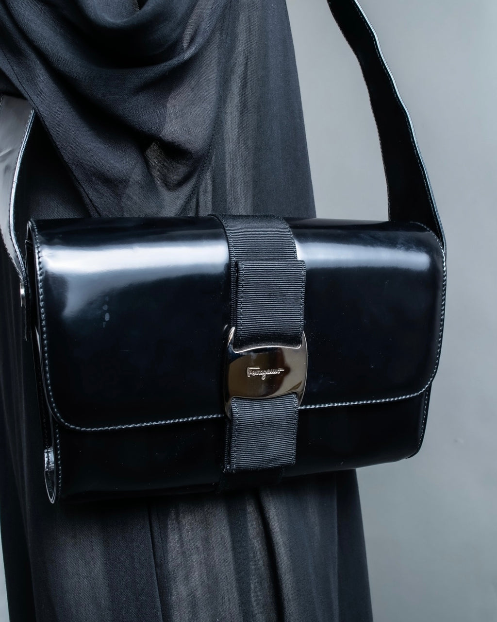 "Salvatore Ferragamo" enamel shoulder bag