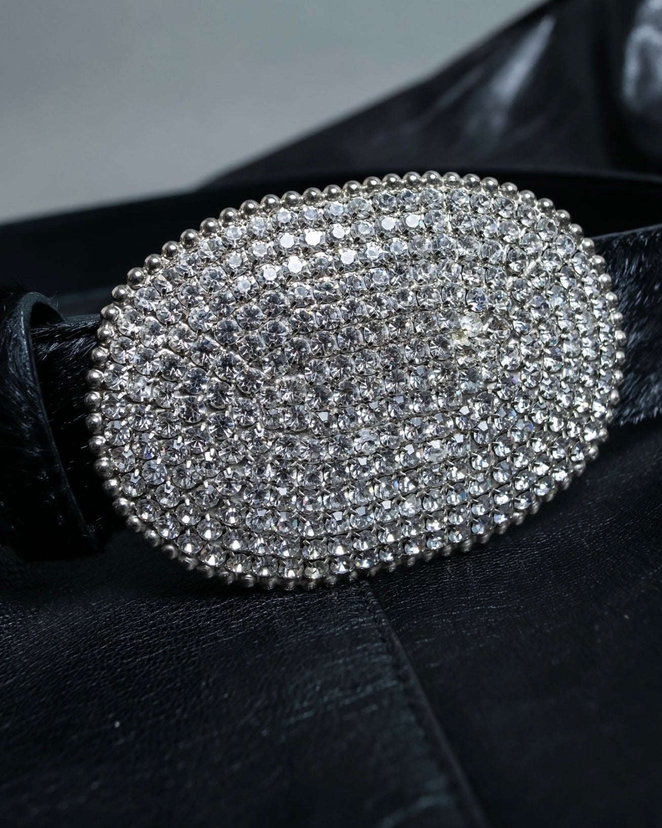 Diamond motif Haraco leather belt