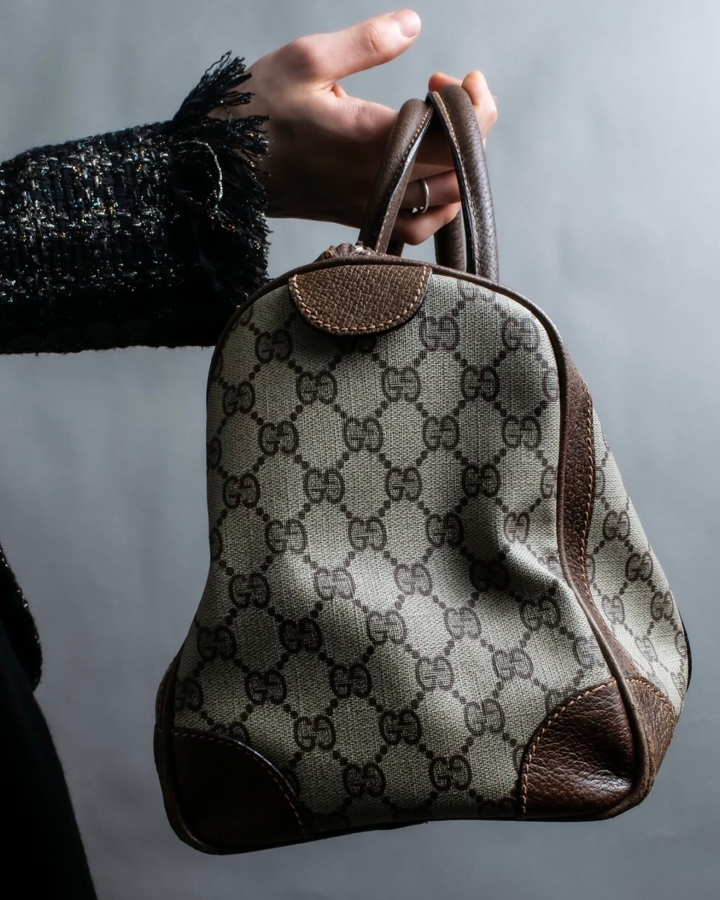 "OLD GUCCI" GG plus shelly line handbag