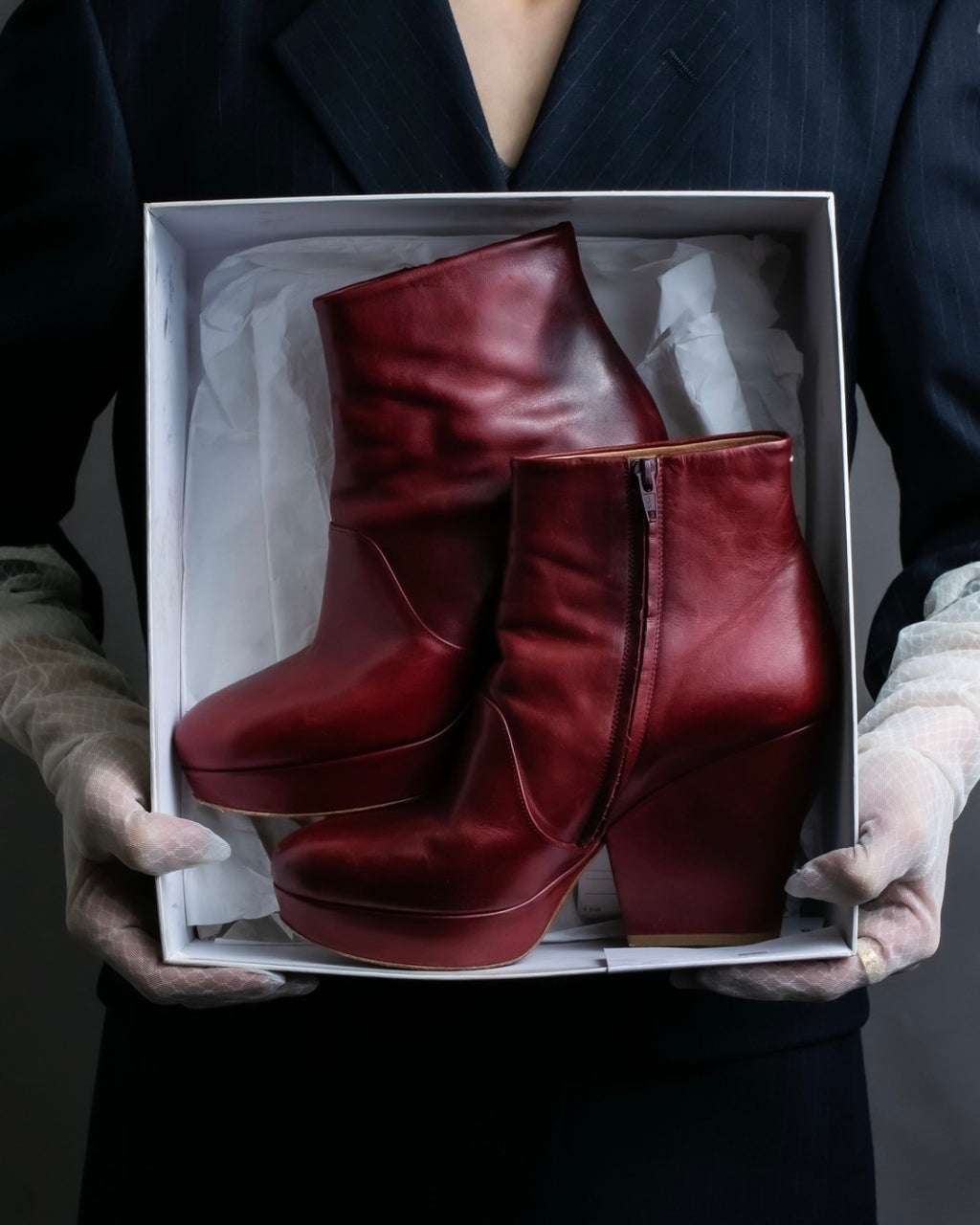 "Maison Martin Margiela (AW 2014)" Cowhide grunge heel boots