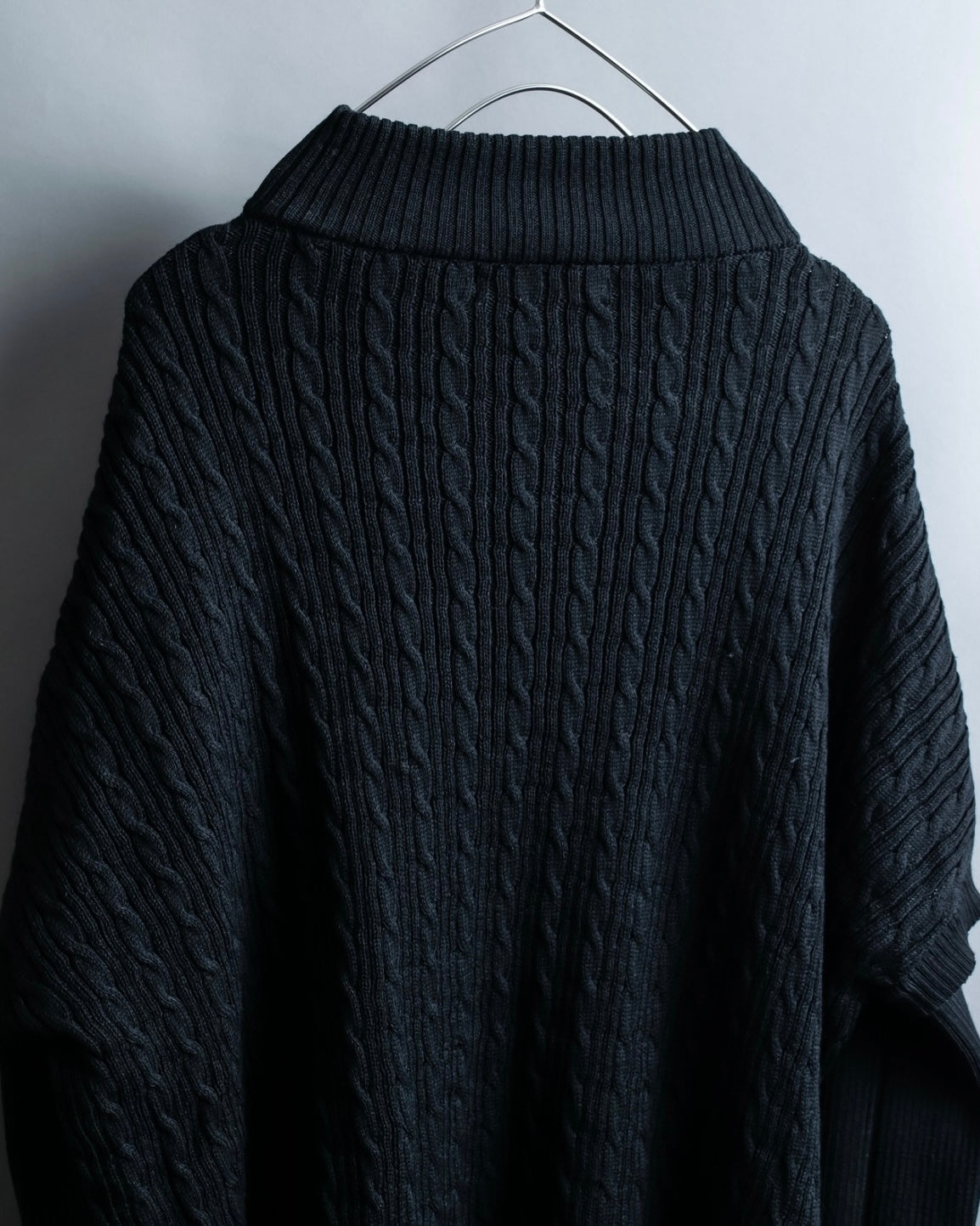 "GVGV" Arm custom layered knit