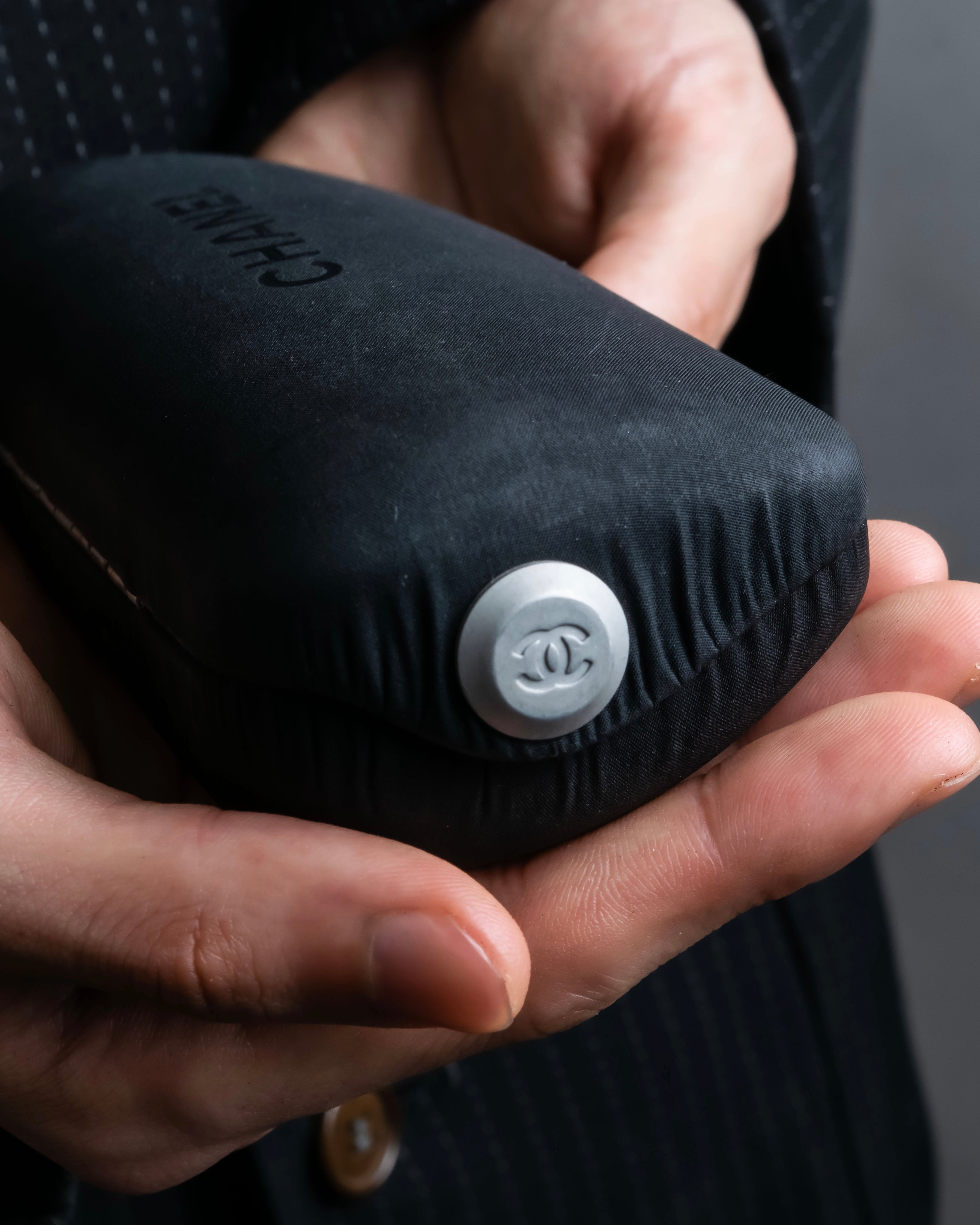 “CHANEL”  metal plate flame oval sunglasses