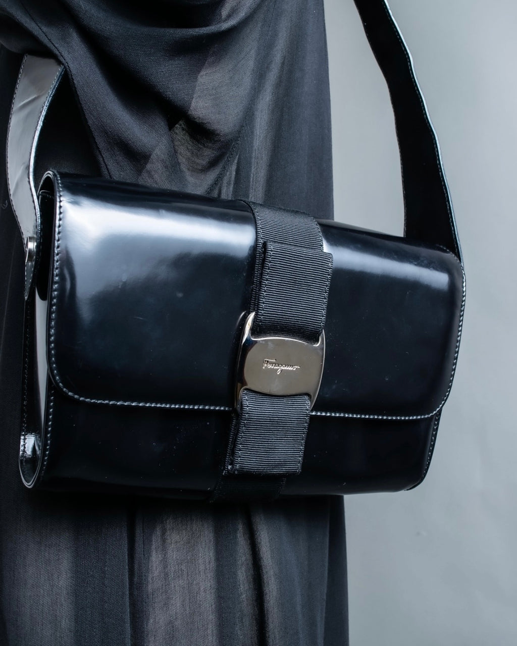 "Salvatore Ferragamo" enamel shoulder bag