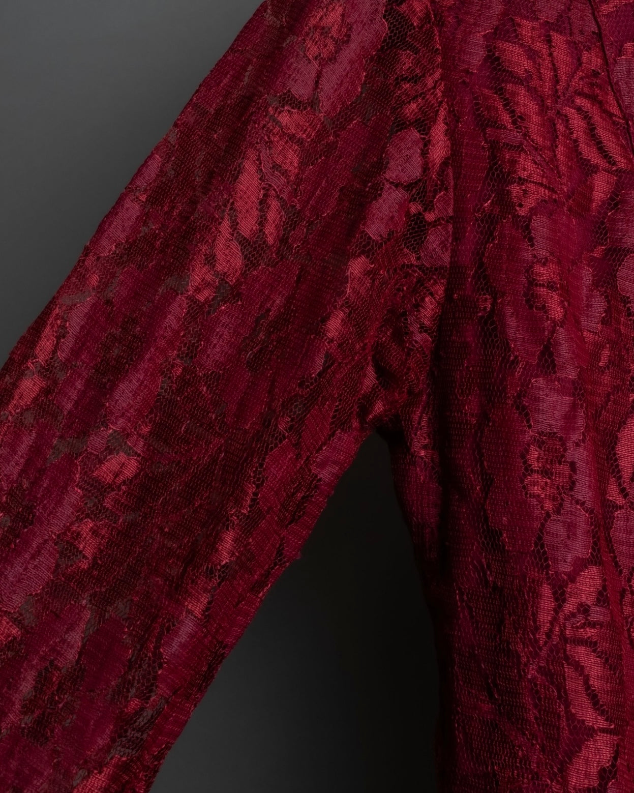 “Vintage” flower motif lace long dress