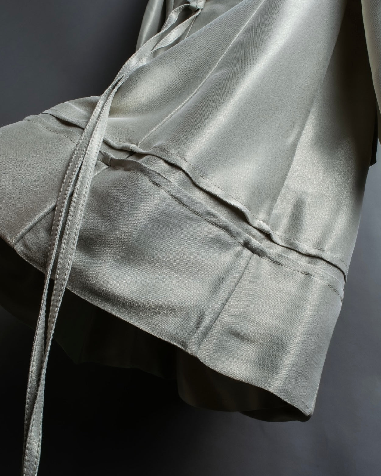 "Maurizio Pecoraro" gather sleeves glossy silver spring coat