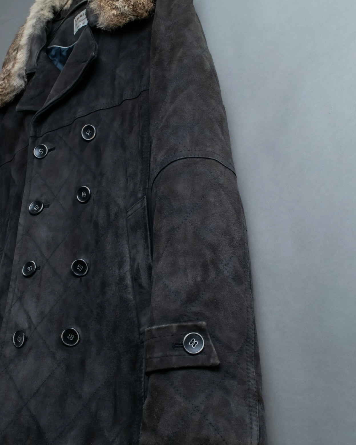 "EMMETI" goatskin quilted P coat