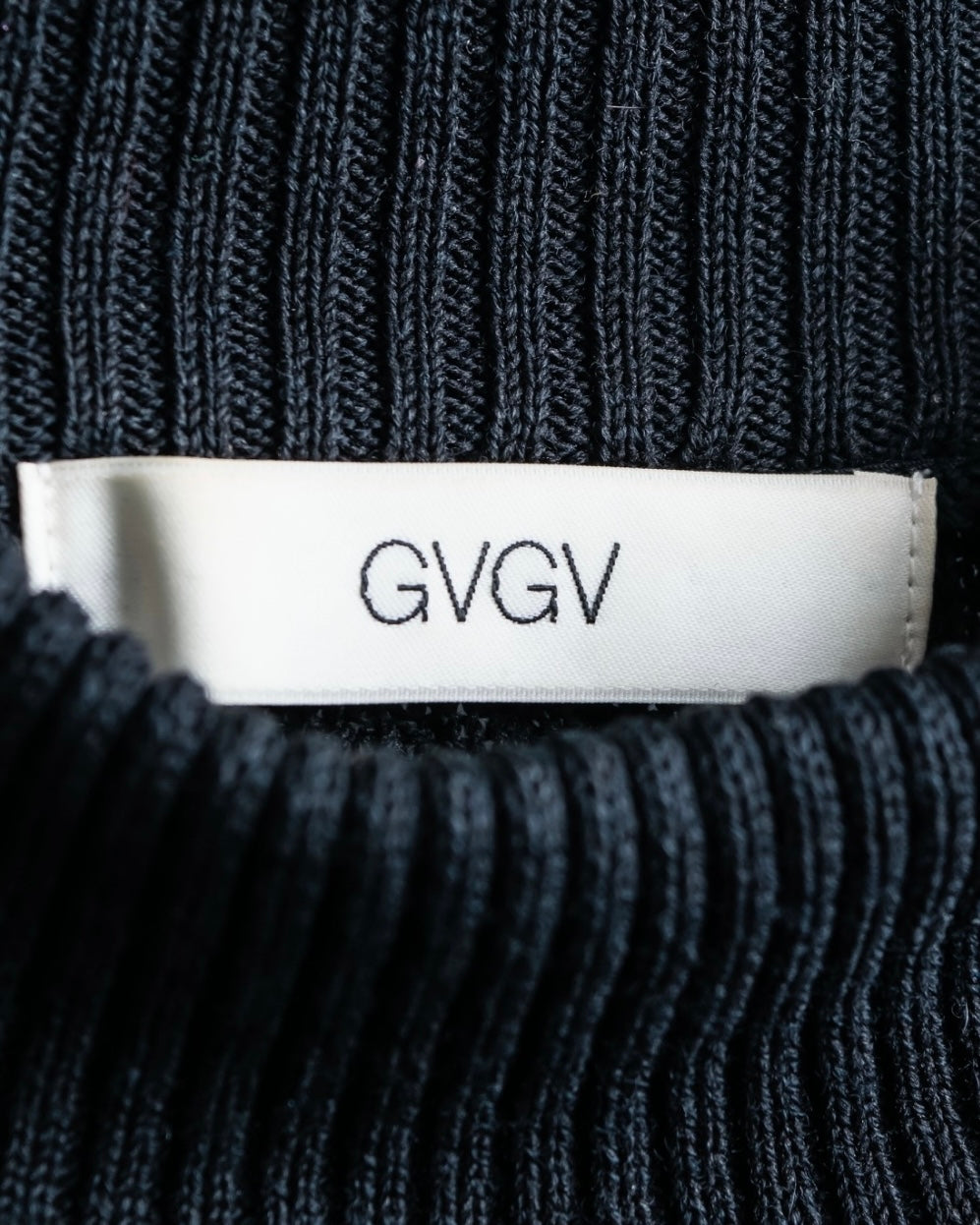 "GVGV" Arm custom layered knit