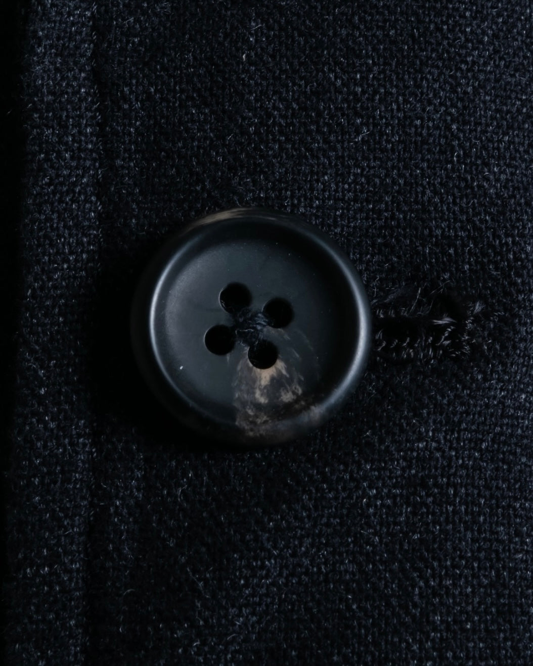 "THE Tea Ash" Arm material cut coat