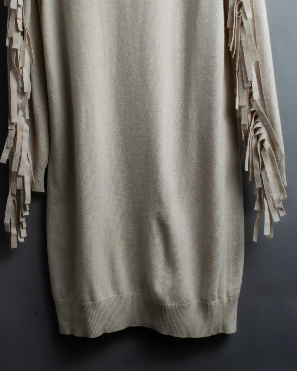 "MM6" Arm fringe design knit dress