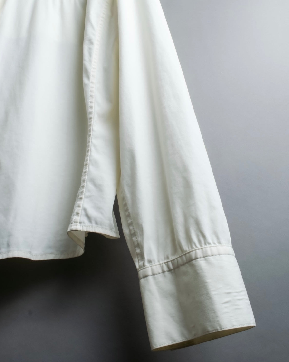 "GUCCI" zip pocket designed gold buttons shirt