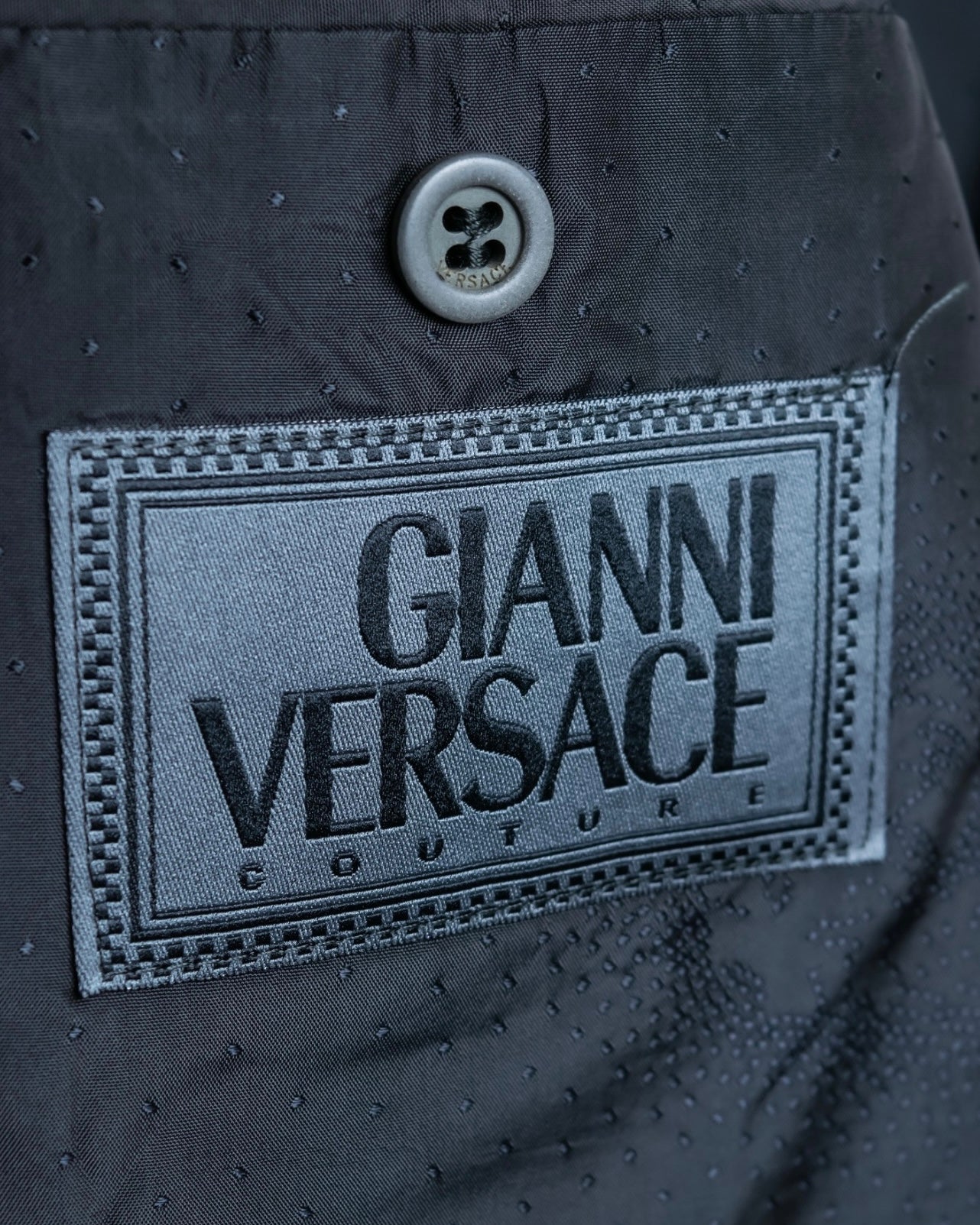 "GIANNI VERSACE" dark stripe archive setup