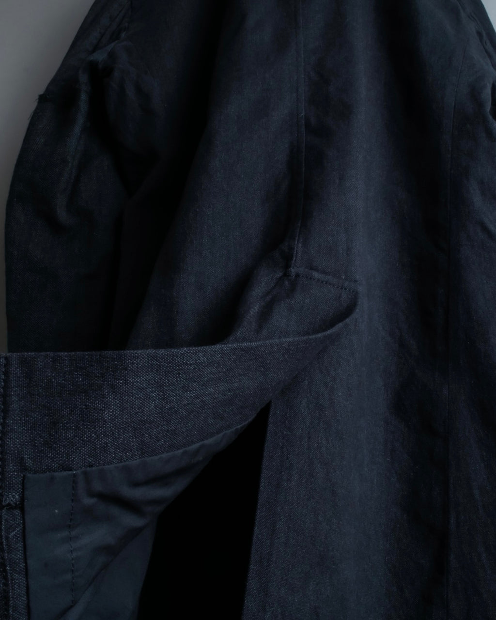 "THE Tea Ash" Arm material cut coat