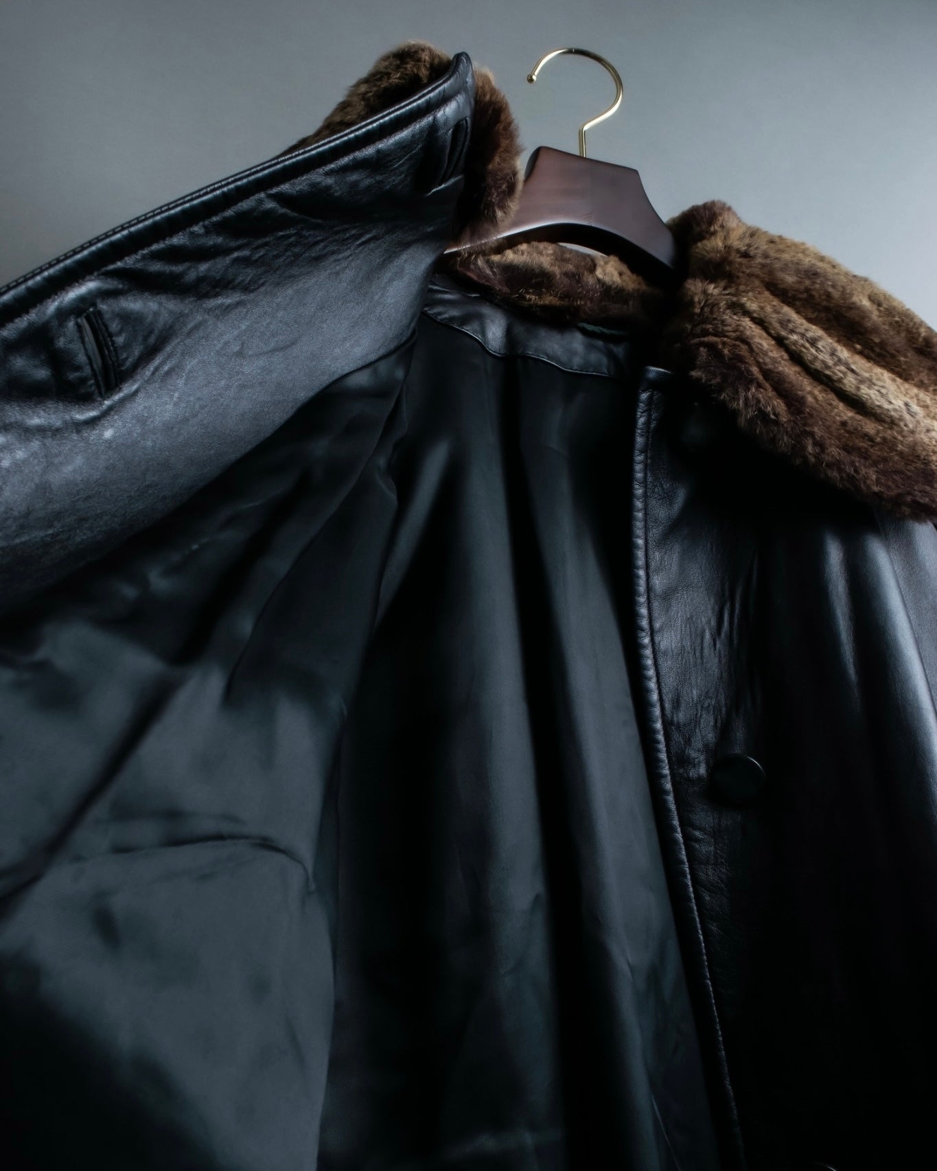 "ITALY VERA PELLE" round fur leather coat