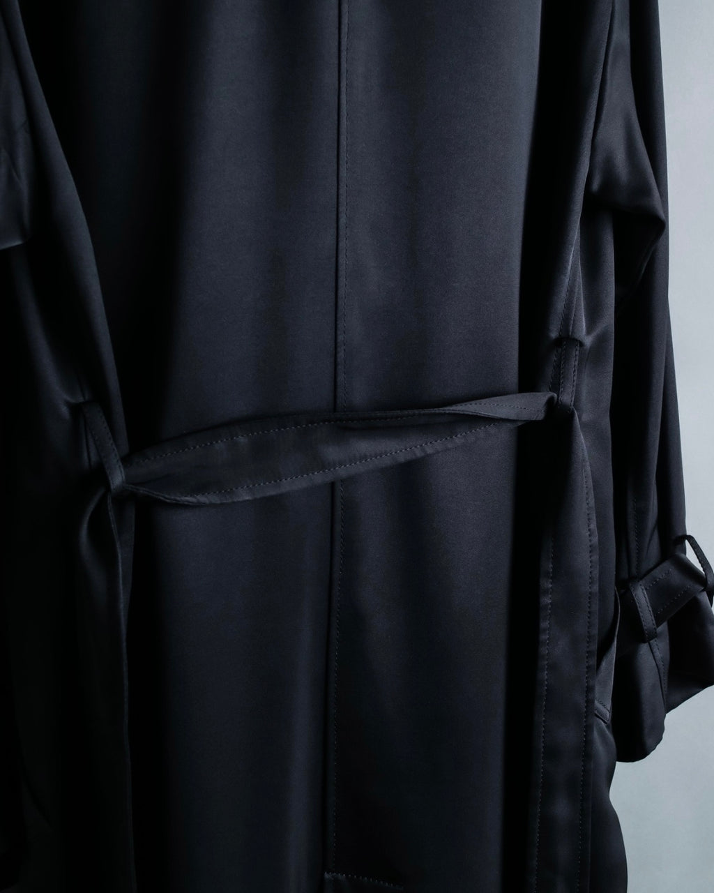 HIROKO KOSHINO PREMIER 100% silk coat