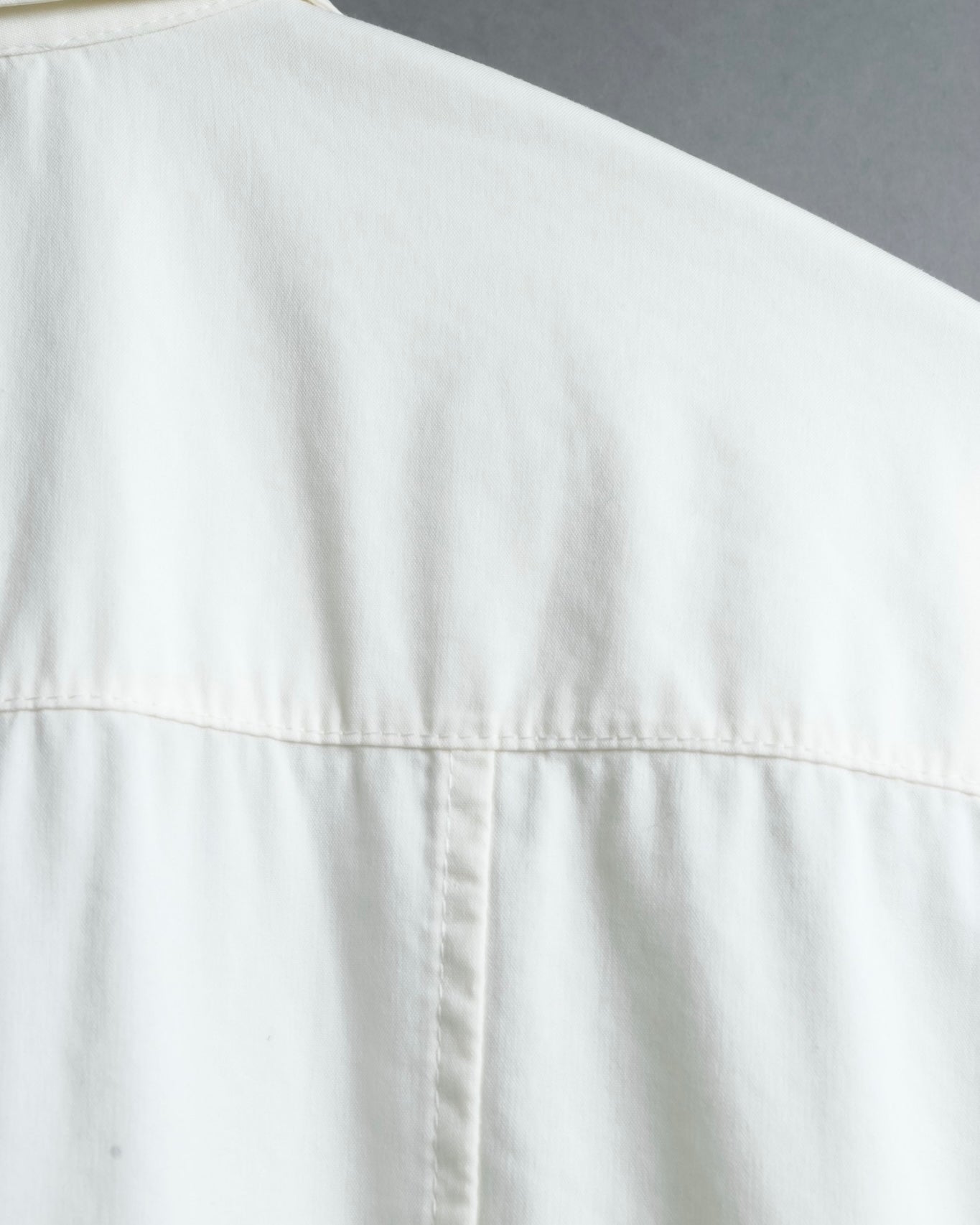 "GUCCI" zip pocket designed gold buttons shirt