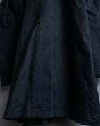 "THE Tea Ash" Arm material cut coat