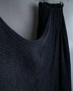 "Issey Miyake" Beautiful disjointed pleated skirt