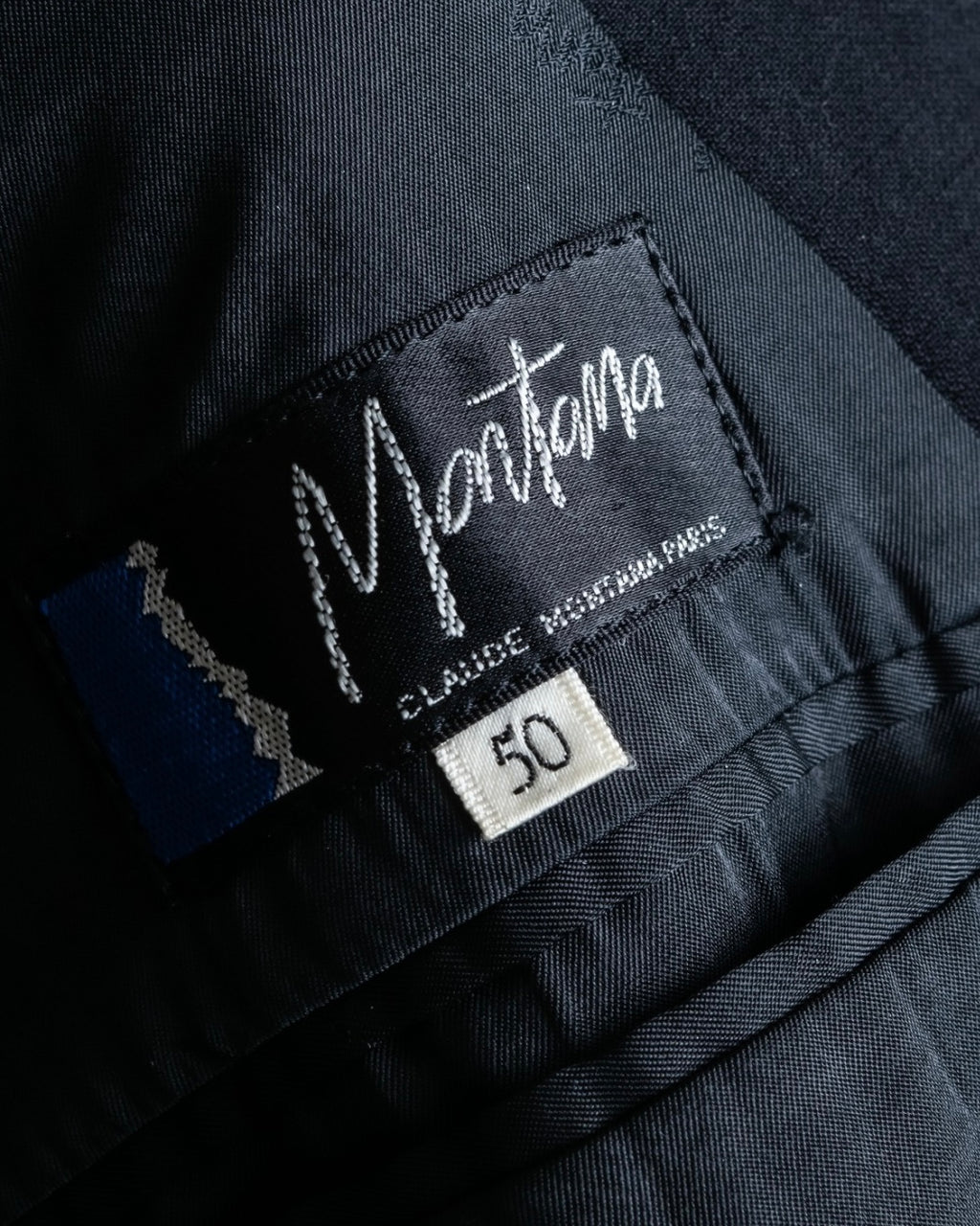 "CLAUDE MONTANA" Long lapel beautiful silhouette setup