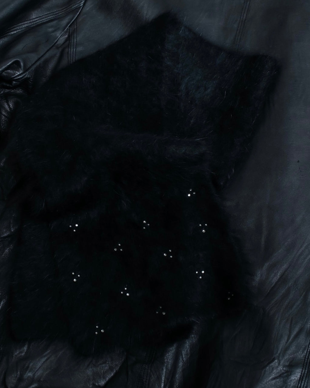 "KATHARINE HAMNETT LONDON" Angora wool shaggy scarf