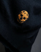 “Alexander McQueen” skull designed cashmere cardigan