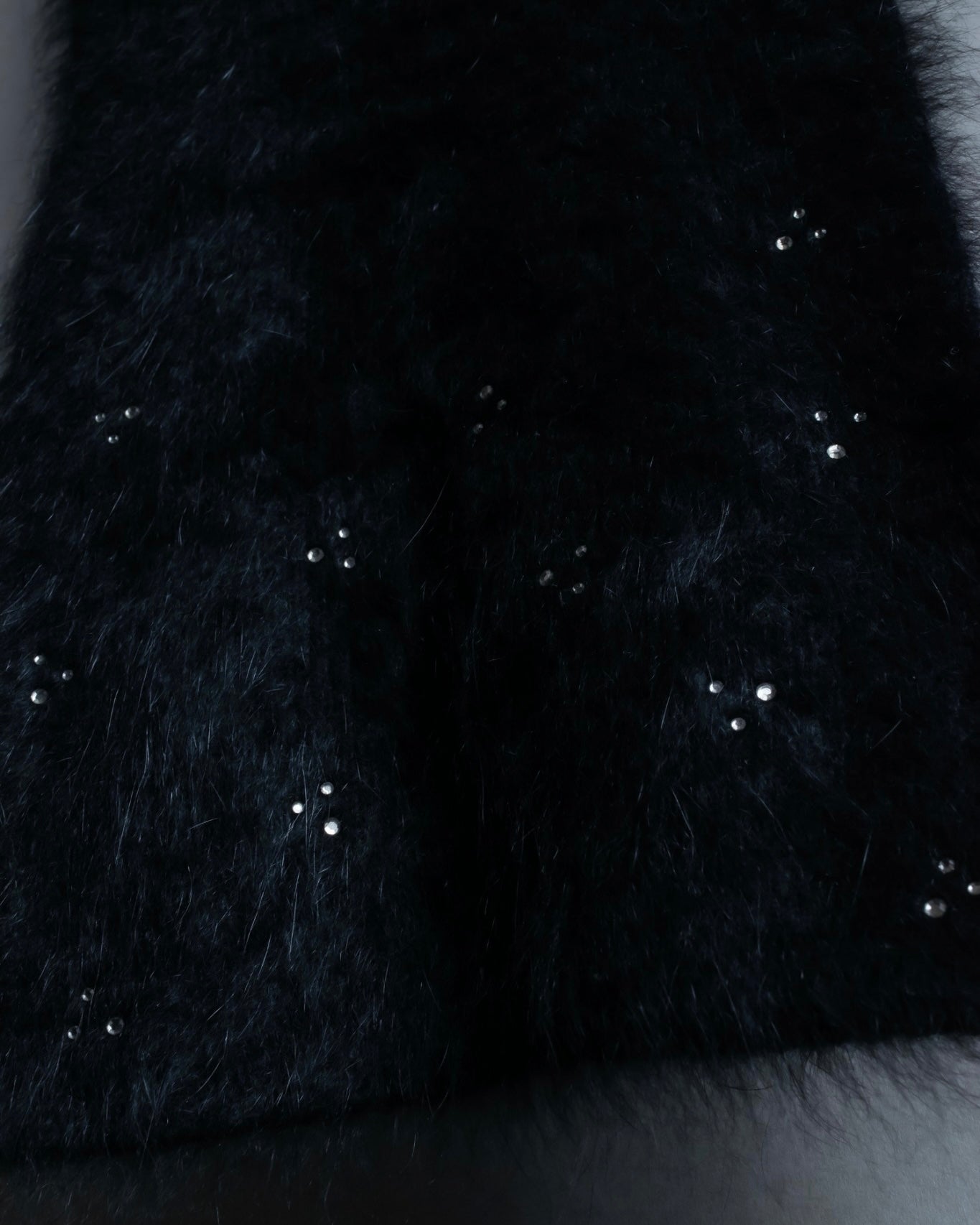 "KATHARINE HAMNETT LONDON" Angora wool shaggy scarf