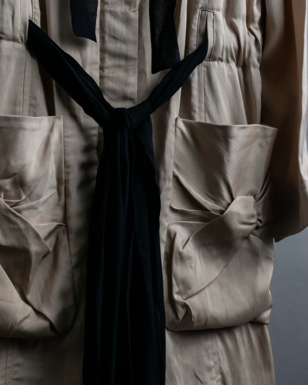 "VALENTINO" Drawcord design luxury long hoodie