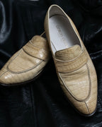 "GIORGIO ARMANI"Off-white crocodile leather loafers
