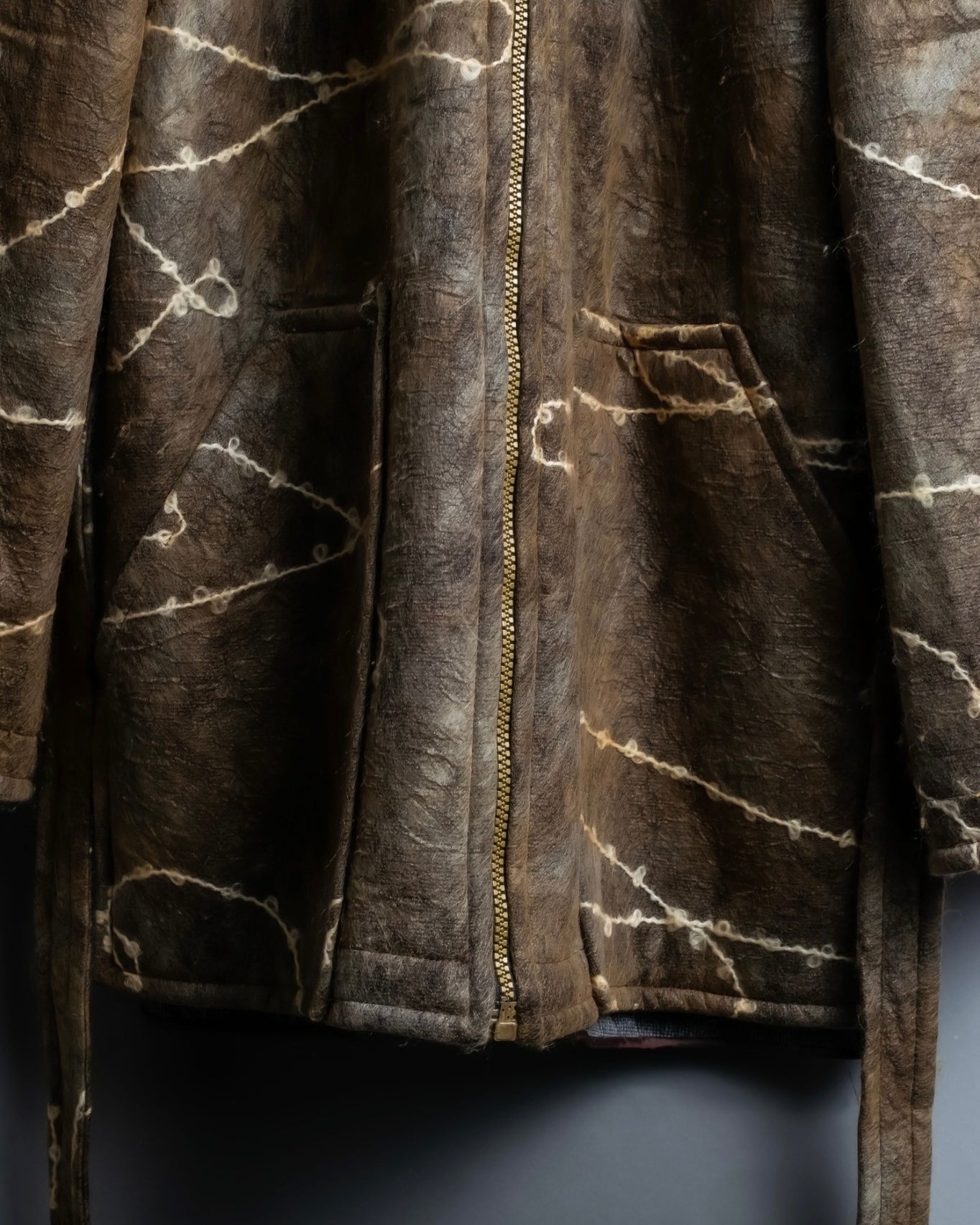 "NIEDIECK" Yarn sewn fur special hoodie jacket